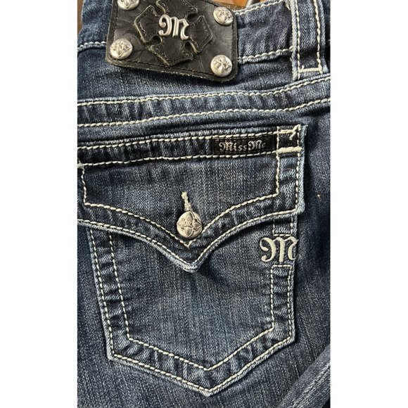 Miss Me MS4009862 Dark Wash DK133 Mid Rise Boot Size 31 Flap Pockets 30" Inseam - Picture 3 of 5